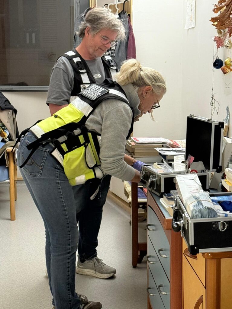 CHIEN DE RECHERCHE PRÉLÈVEMENT ODEUR