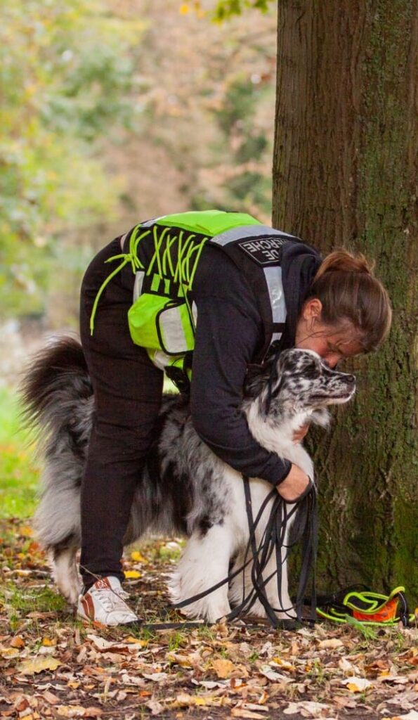 CHIEN DE RECHERCHE PERSONNE DISPARUE BINOME